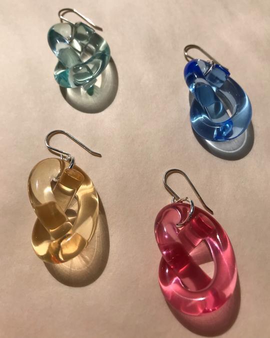 カナダ発【Corey Moranis】Knot Earrings★ルーサイトピアス