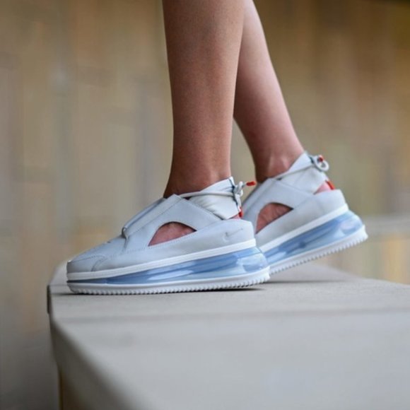 公式正規品!☆NIKE AIR MAX FF 720 SUMMIT WHITE (W) (Nike/スニーカー