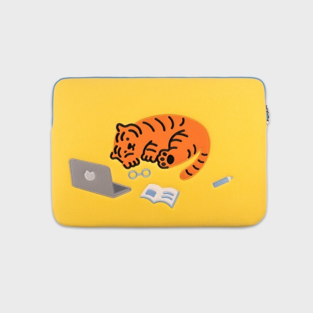 【MUZIK TIGER】20新作 sleepy tiger PCケース 15インチ
