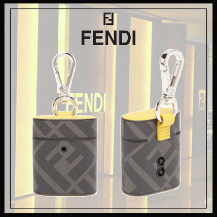 FENDI テックアクセサリー 【国内配送】FENDI AirPods case イヤホンケース【関税送料込】