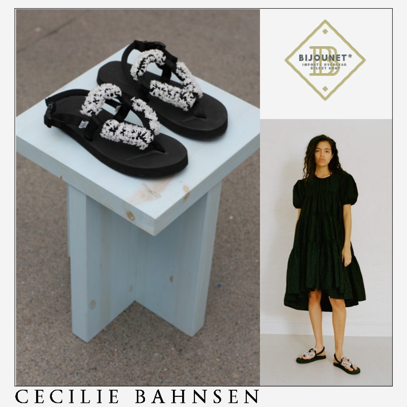 *CECILIE BAHNSEN* kat フローラルビーズ サンダル ホワイト 白 サンダル・ミュール *CECILIE BAHNSEN* kat フローラルビーズ サンダル ホワイト 白 サンダル・ミュール