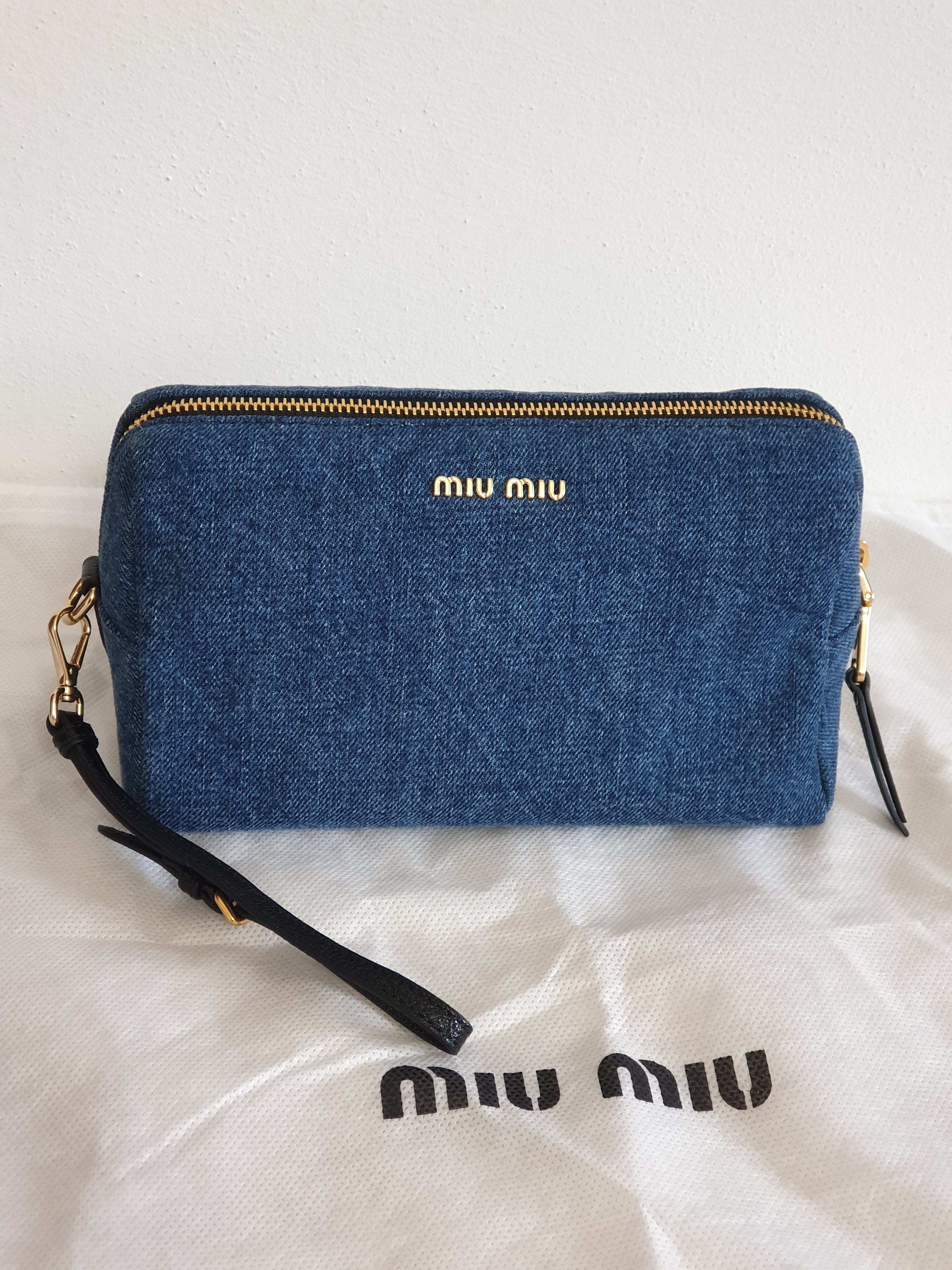 MiuMiu (ミュウミュウ) ポーチ レディース