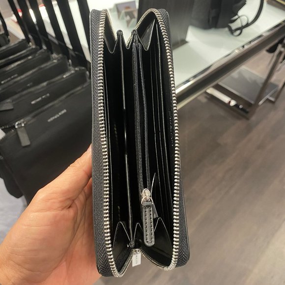 即発 アウトレット Michael Kors メンズ 長財布 36T7LWRE3L 無地 即発 アウトレット Michael Kors メンズ 長財布 36U9MCRE3B 無地