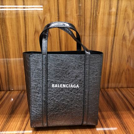 BALENCIAGA EVERYDAY x トートバッグ(レディース)|新作を海外通販 ...