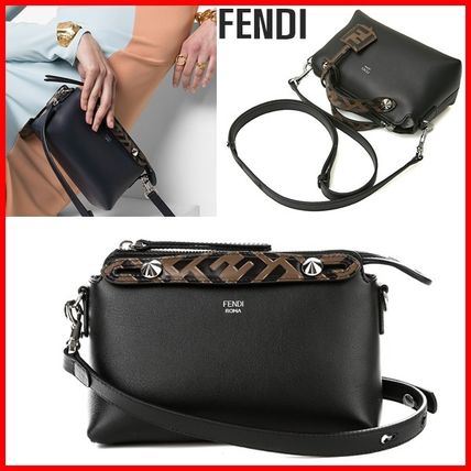 FENDI(フェンディ) ショルダーバッグ・ポシェット(レディース) - 海外