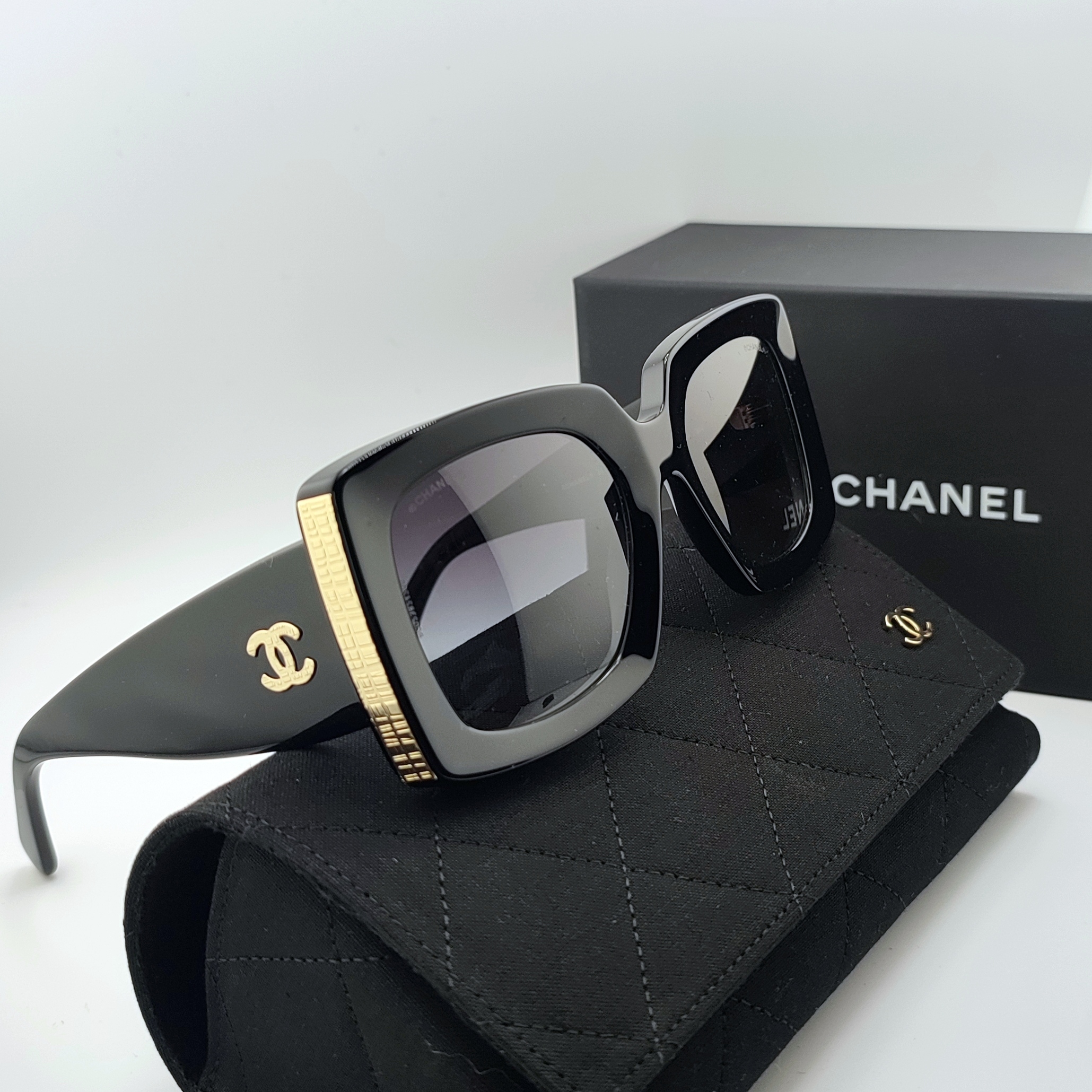 CHANELシャネル】送料込☆2020メタリックサングラスCH5435