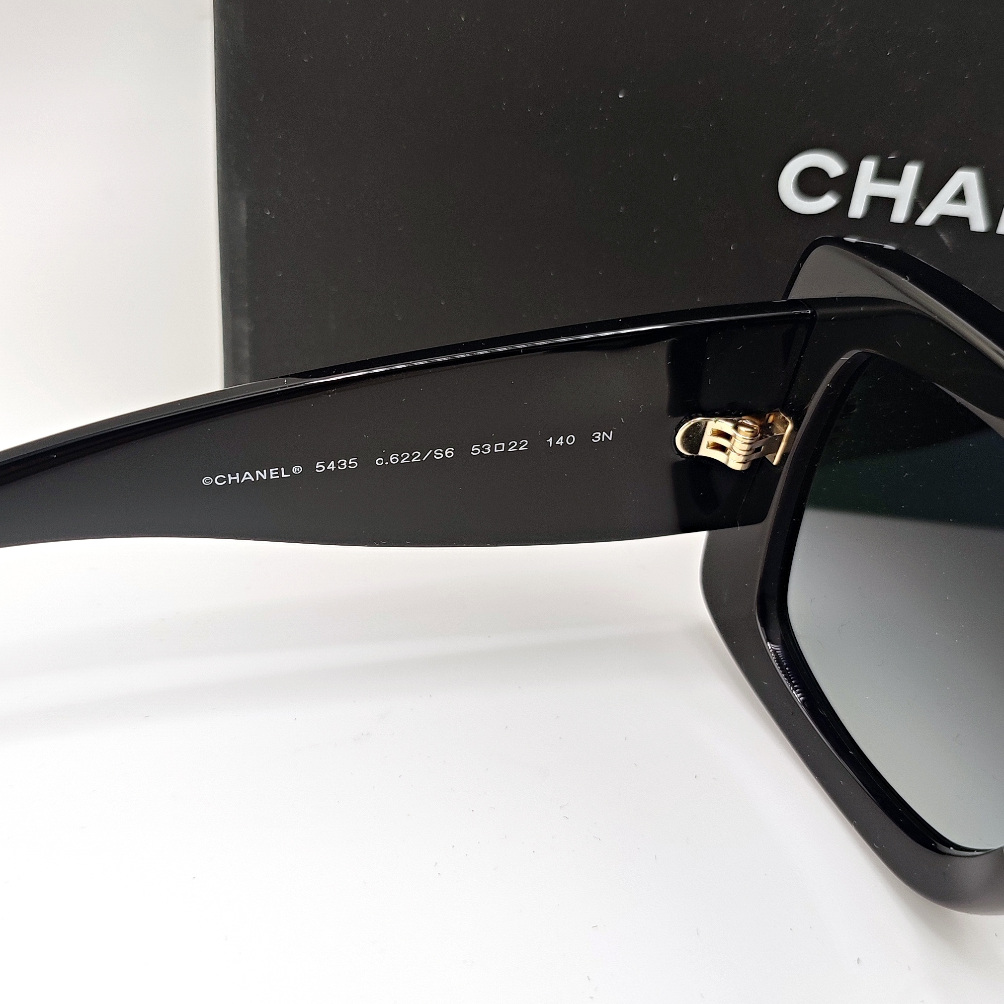 CHANELシャネル】送料込☆2020メタリックサングラスCH5435
