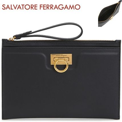Salvatore Ferragamo x クラッチバッグ(レディース)|新作を海外通販 Salvatore Ferragamo x クラッチバッグ(レディース)|新作を海外通販