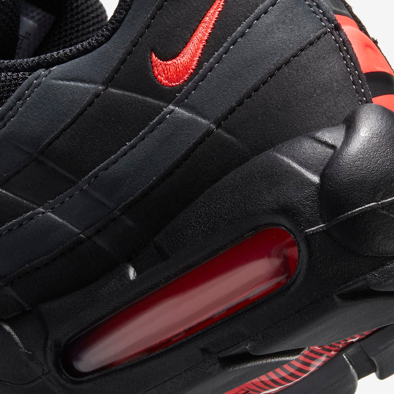 Nike スニーカー 【ナイキ】 AIR MAX 95 BLACK LASER CRIMSON(3)