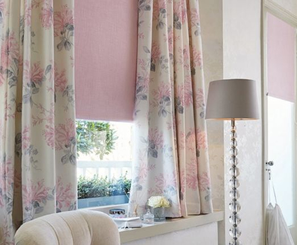 レッド系 ローラアシュレイ カーテン ヘーゼルウッド LAURA ASHLEY