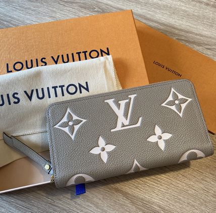 Louis Vuitton Zippy Wallet Cream in Cowhide Leather with Gold-tone