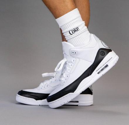 エアジョーダン3 FRAGMENT×NIKE AIR JORDAN 3 WHITE 正規品