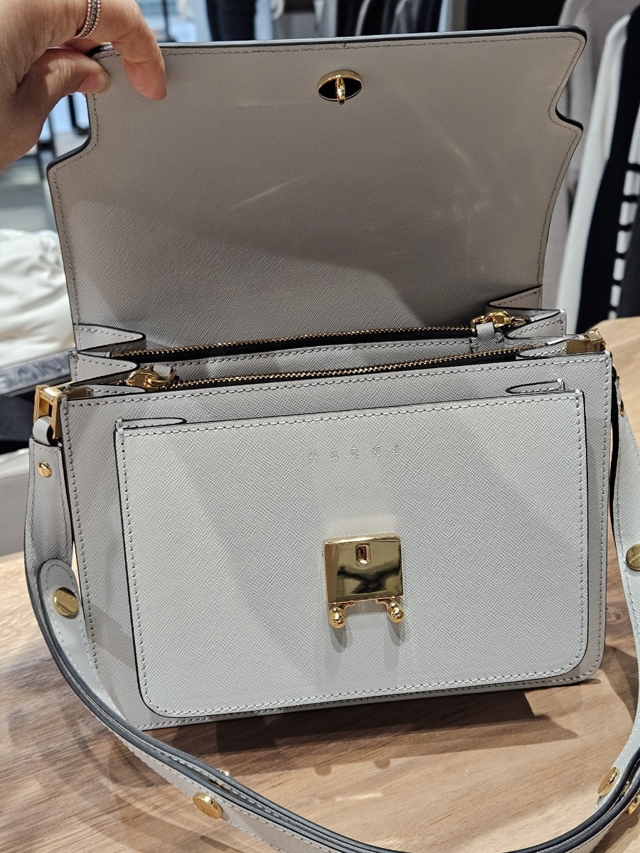 MARNI◆SBMPN09N01 LV520 サフィアーノ TRUNK BAG MARNI◇SBMPN09N01 LV520 サフィアーノ TRUNK BAG (MARNI