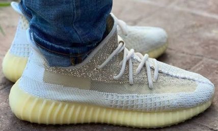 adidas YEEZY BOOST 350 x メンズ - 海外通販のBUYMA
