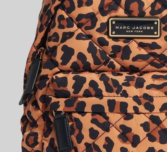 MARC JACOBS キルティング ナイロン バックバック レオパード柄 MARC JACOBS キルティング ナイロン バックバック レオパード柄