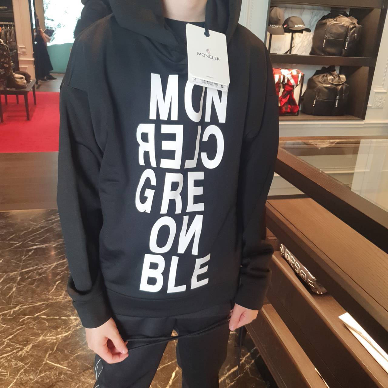 VIPセール特価♪MONCLER♪パーカー/フーディ♪オーバーサイズ