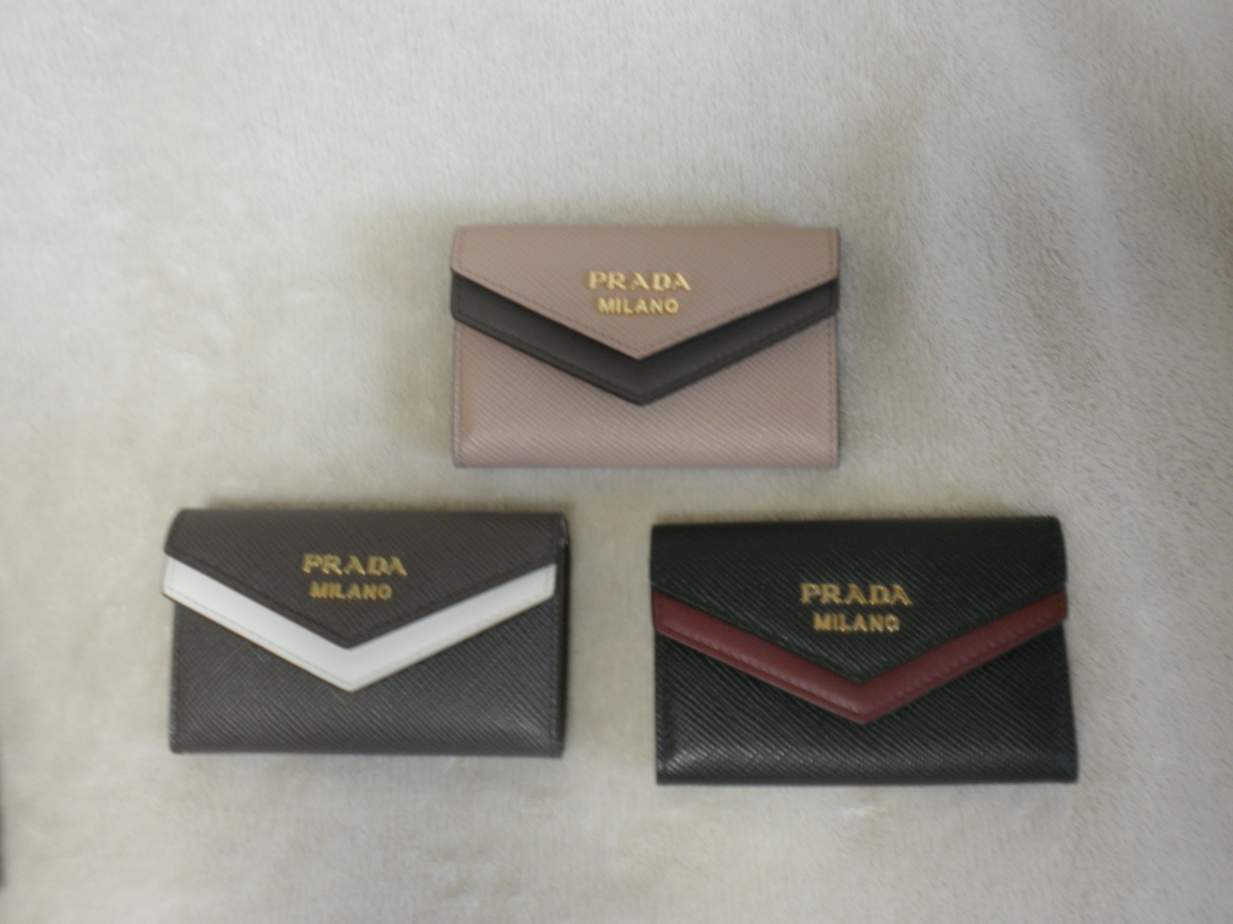 国内発送VIP SALE!!PRADAサフィアーノ カード×コインケース