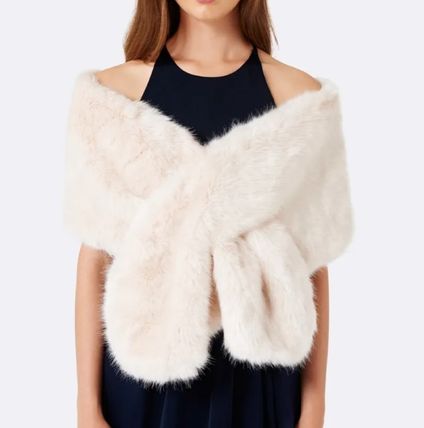 FOREVER NEW Shawls Faux Fur Plain Bridal Shawls 2