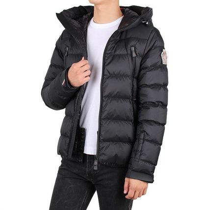 MONCLER GRENOBLE(モンクレール グルノーブル) ダウンジャケット