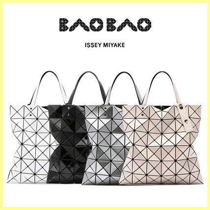 ISSEY MIYAKE(イッセイミヤケ) バッグ・カバン(レディース) - 海外通販
