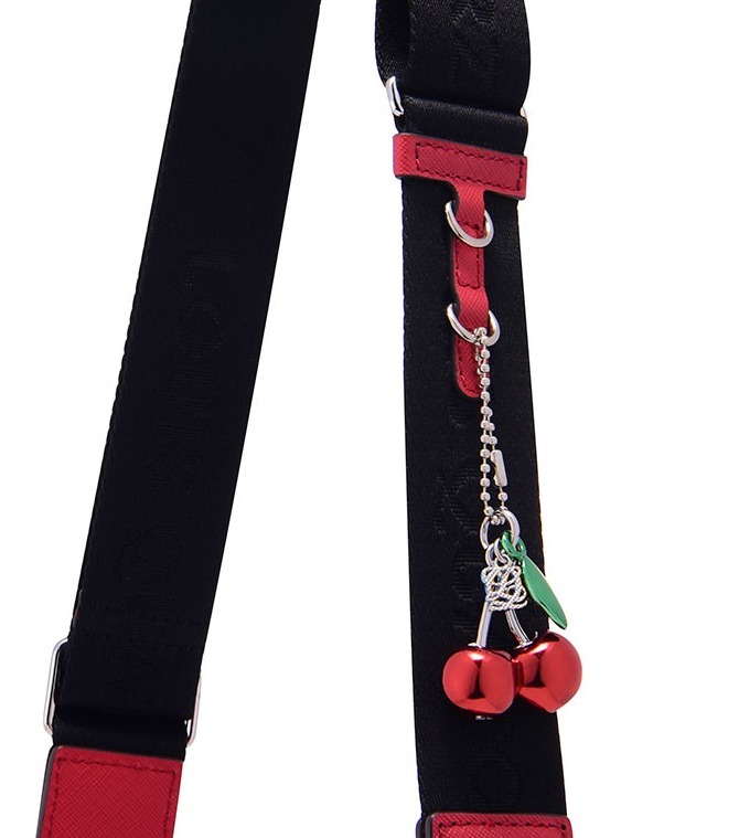 ☆人気☆【LOUIS QUATORZE X KIRSH】☆CROSS BA.G☆関税込☆ ☆人気☆【LOUIS QUATORZE X KIRSH】☆CROSS BA.G☆関税込☆