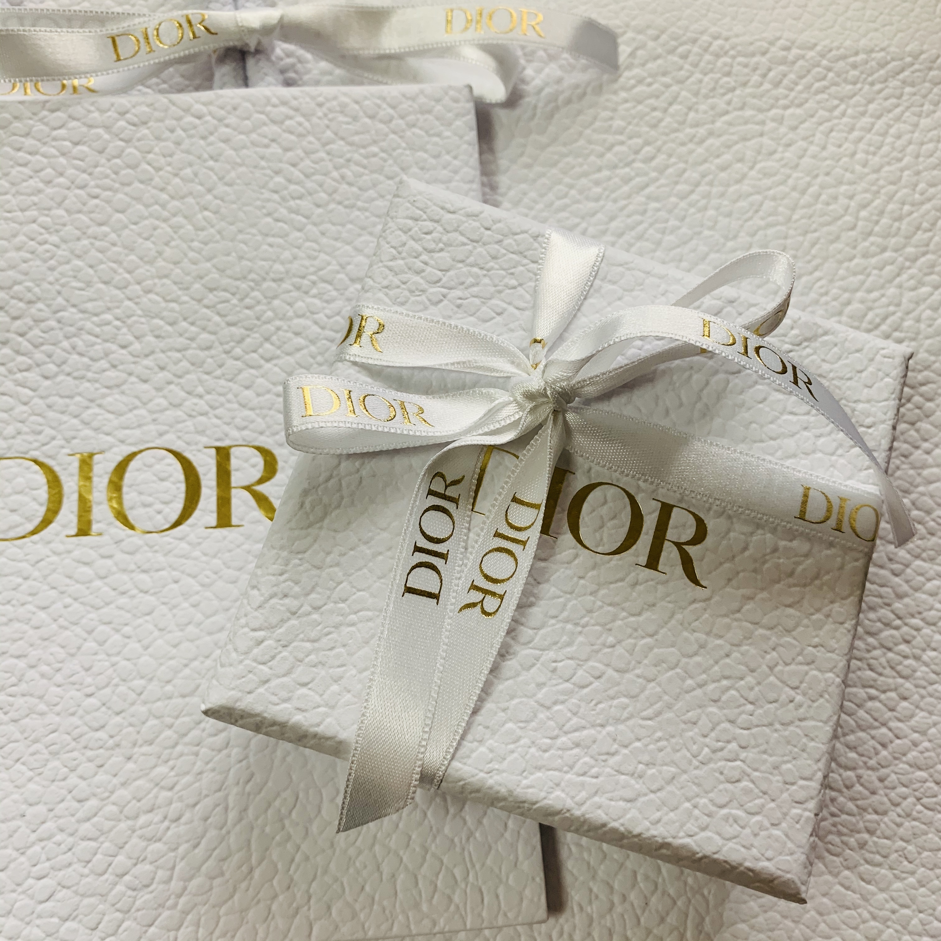 DIOR 30 MONTAIGNE フラットカードホルダー オブリーク すぐ届く
