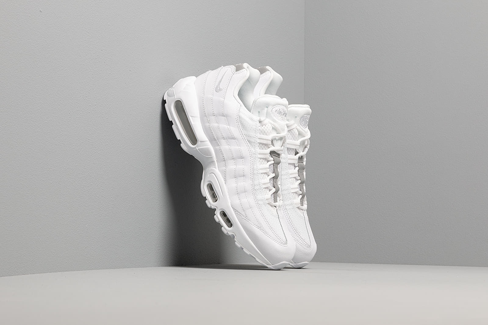 Nike スニーカー 【Nike】売切れ必至★大人気!AIR MAX 95 ESSENTIAL(8)