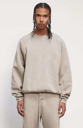 【国内即発】FEAR OF GOD Essentials CrewNeckSweatshirt タン