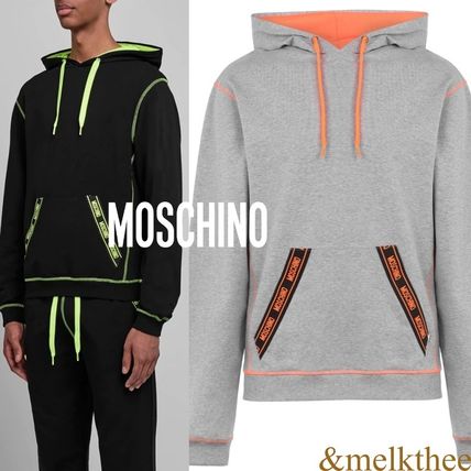 Moschino x パーカー・フーディ(メンズ)|新作を海外通販【BUYMA】 Moschino x パーカー・フーディ(メンズ)|新作を海外通販【BUYMA】