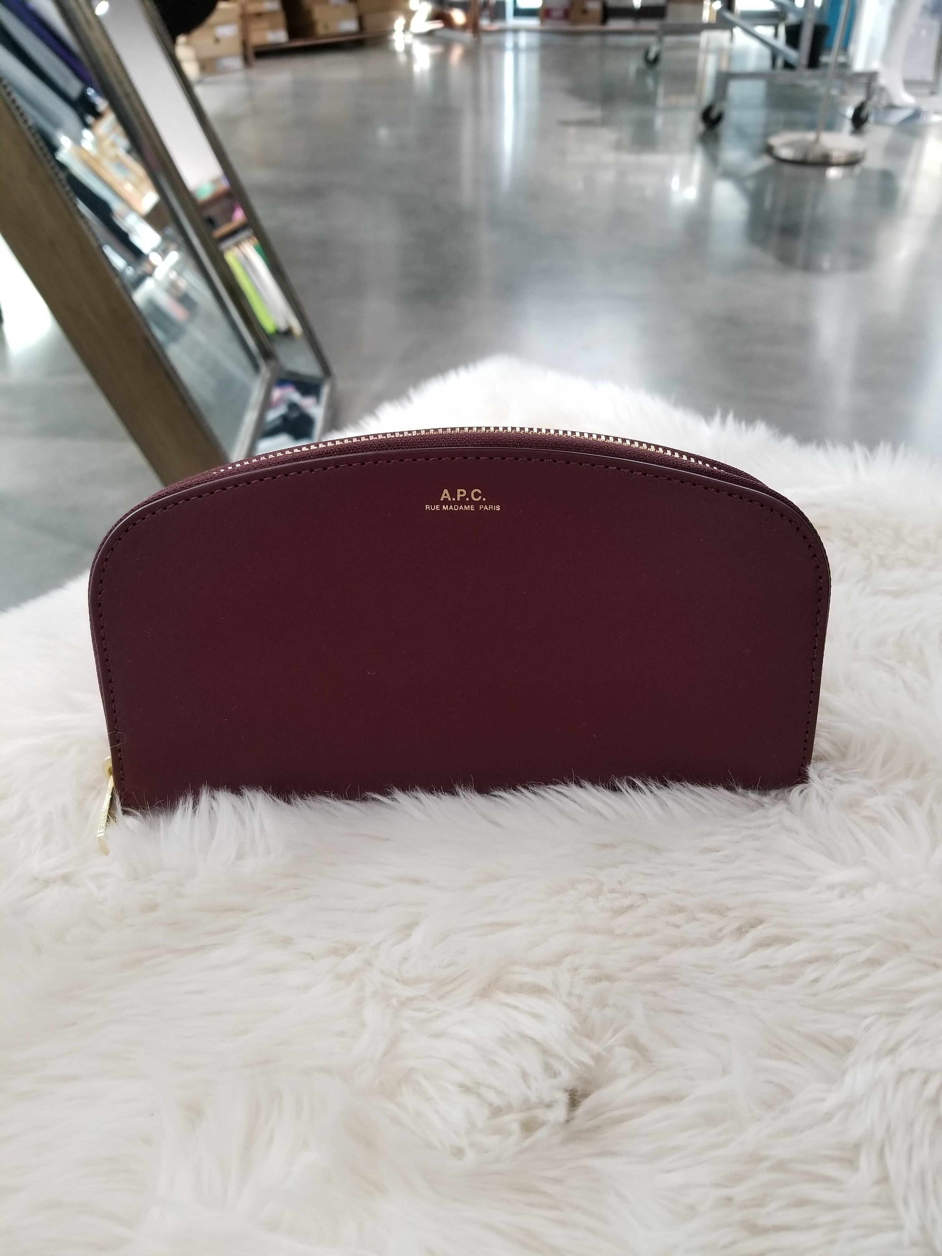 A.P.C｜PORTEFEUILLE DEMI-LUNEウォレット長財布 (PXBJQ-F63218) A.P.C｜PORTEFEUILLE DEMI-LUNEウォレット長財布 (PXAWV-F63218