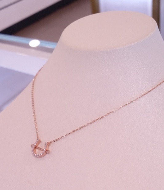 ☆人気☆STONE HENgE☆Lucky U 14K ネックレ.ス☆P1406☆ ☆送料・関税込☆STONE HENgE☆Lucky U 14K ネックレ.ス☆P1406