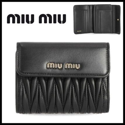 MiuMiu MATELASSE(ミュウミュウ マトラッセ) 折りたたみ財布 ...