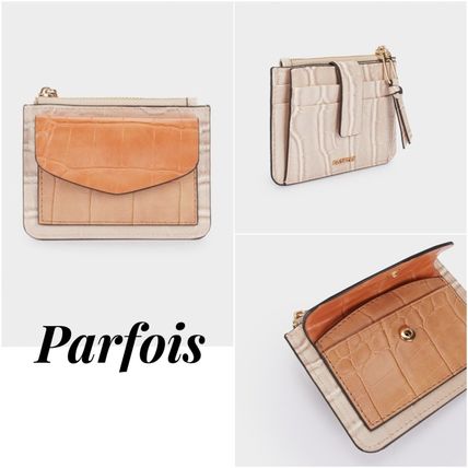 ポルトガルParfois★ナイロン財布 ラテンアートなお洒落WOMEN PARFOIS(パルフォア) 財布・小物(レディース) - 海外通販のBUYMA