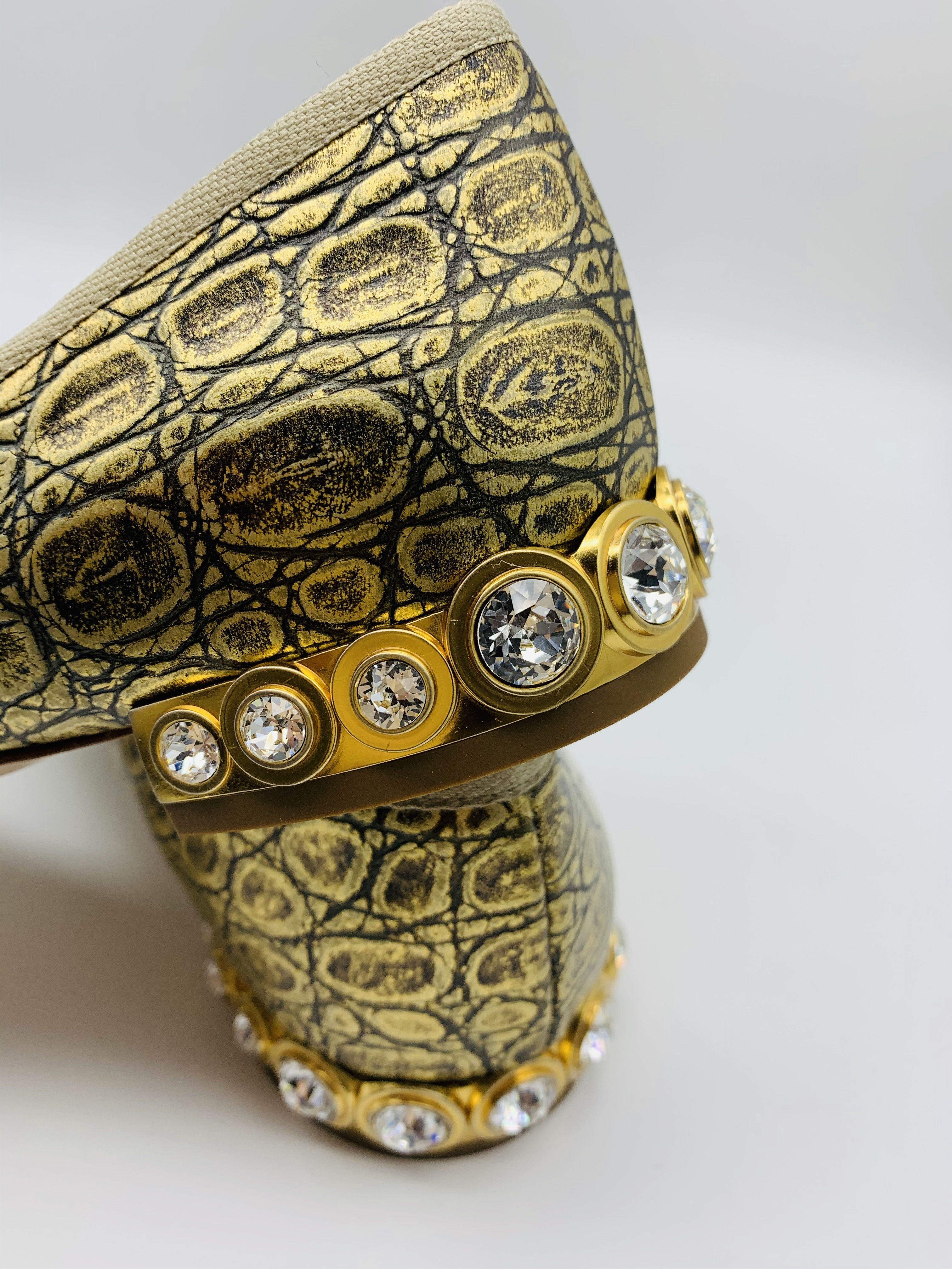 MIUMIU 赤字出品 キラキラ ビジュ- フラットシューズ 22.5cm