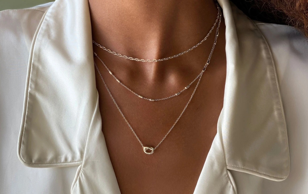 送料税込【AMY O】Love Knot Necklace ネックレス (2色)☆国内発 送料税込【AMY O】Love Knot Necklace ネックレス (2色)☆国内発