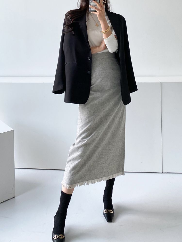 フラノ生地感が素敵なストレートスカート