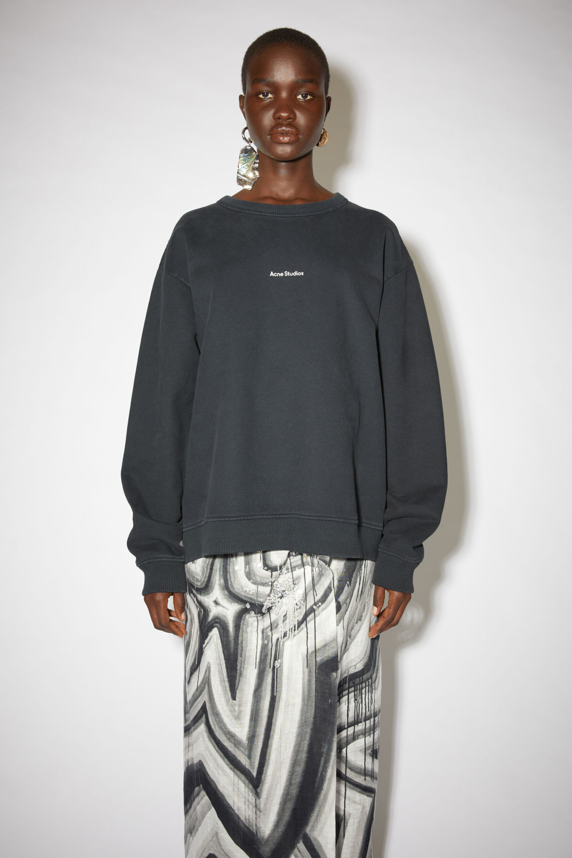 Acne スウェット・トレーナー 2021SS新作♪ 日本未入荷 ☆ACNE☆ Logo sweatshirt(6)