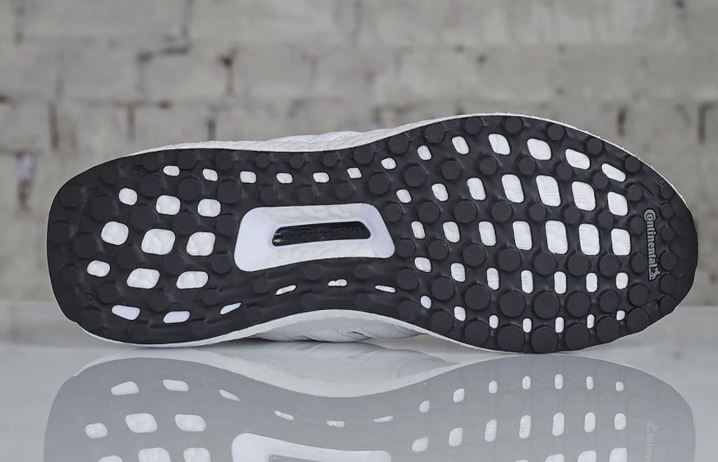 adidas スニーカー お勧めランニングシューズ☆アディダスULTRABOOST 5.0 DNA SHOES(4)