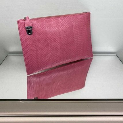 PRADA x クラッチバッグ(レディース) - 海外通販のBUYMA