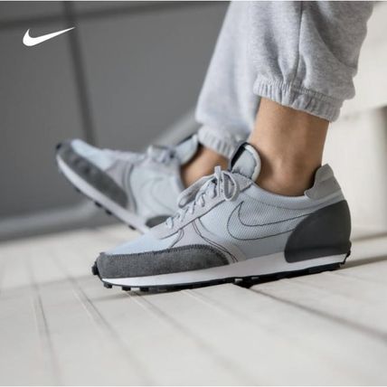 グレー 灰色 系 Nike Daybreak X スニーカー メンズ 新作を海外通販 Buyma グレー 灰色 系 Nike Daybreak X スニーカー メンズ 新作を海外通販 Buyma