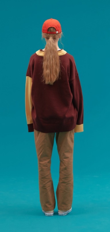 ☆人気☆【BLOND9】☆V NECK COLOR KNIT SWEATE.R☆ニット