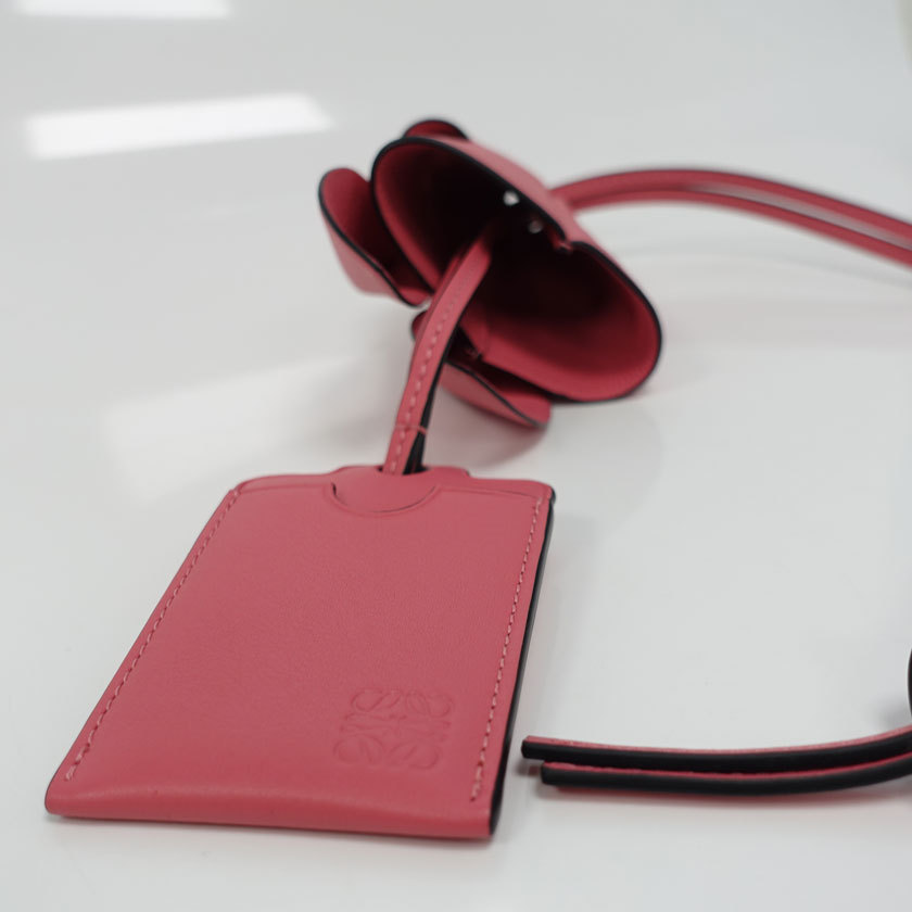 1点限り！累積売上総額第1位！【LOEWE】BUNNY KEY CARDHOLDER