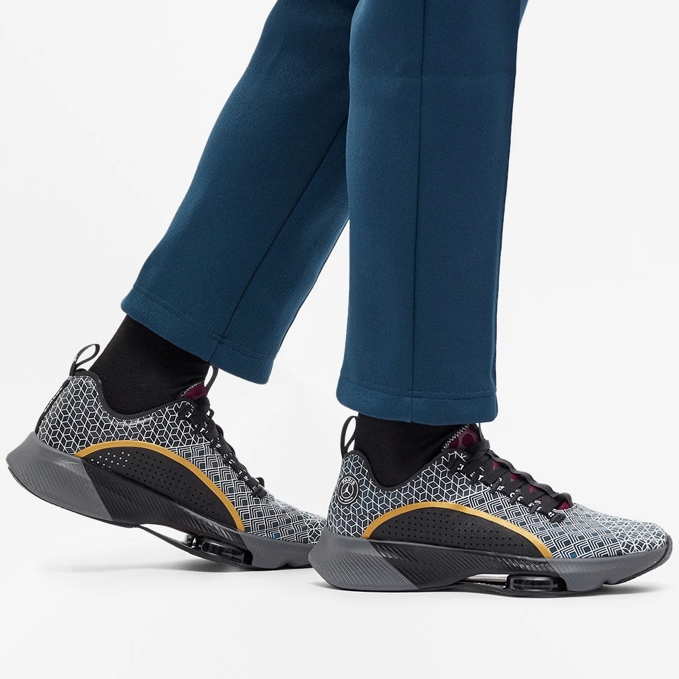 NIKE♪JORDAN×PARIS SAINT-GERMAIN♪AIR ZOOM RENEGADE PSG♪