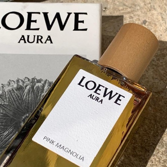 Aura Loewe Pink Magnolia Loewe perfume - a fragrance for