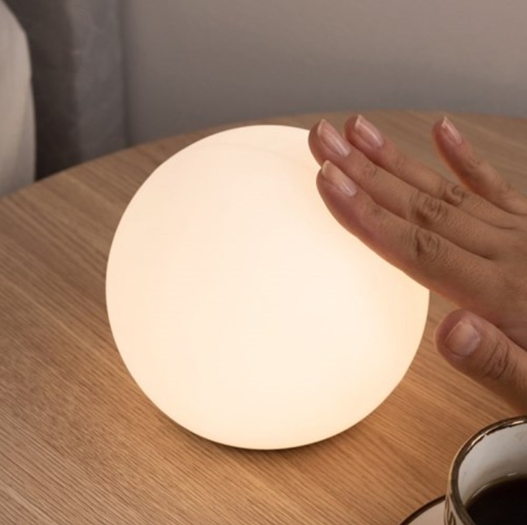 [韓国発送]SPIANO MELANGE タッチ式 LED ムード灯 ナイトライト 韓国発送]SPIANO MELANGE タッチ式 LED ムード灯 ナイトライト