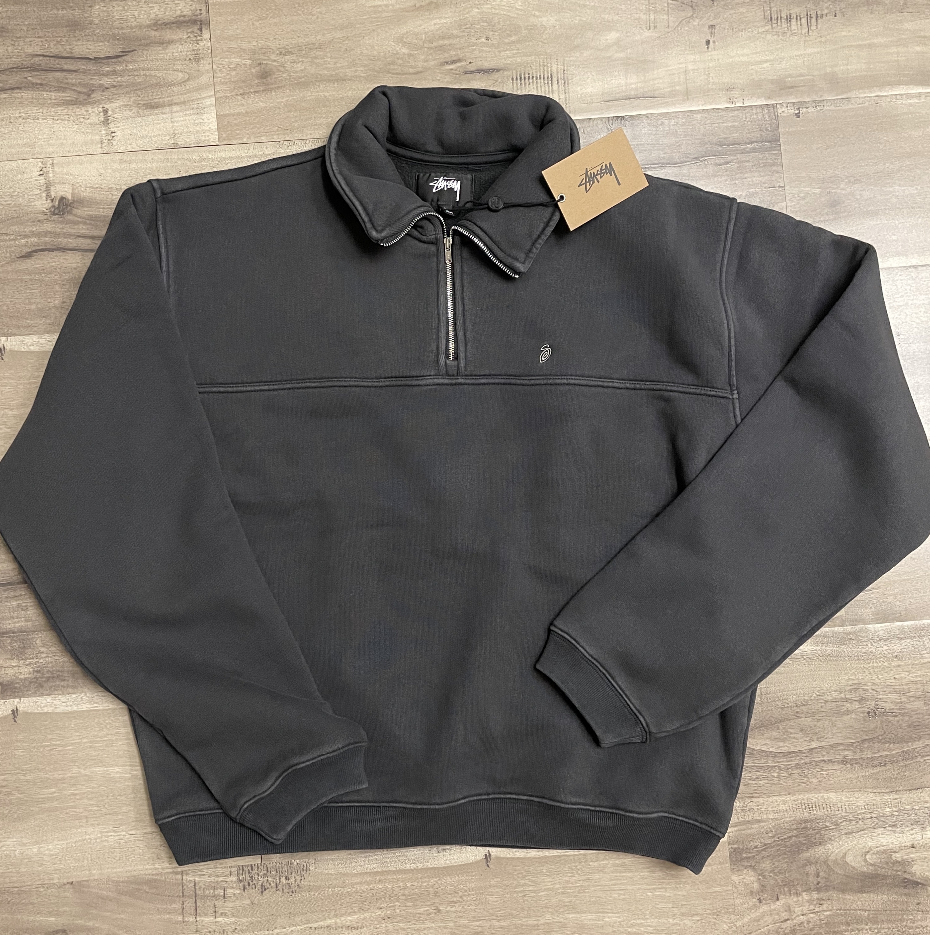 完売前に！送料込【STUSSY】 Stock Logo Mock Sweatshirt