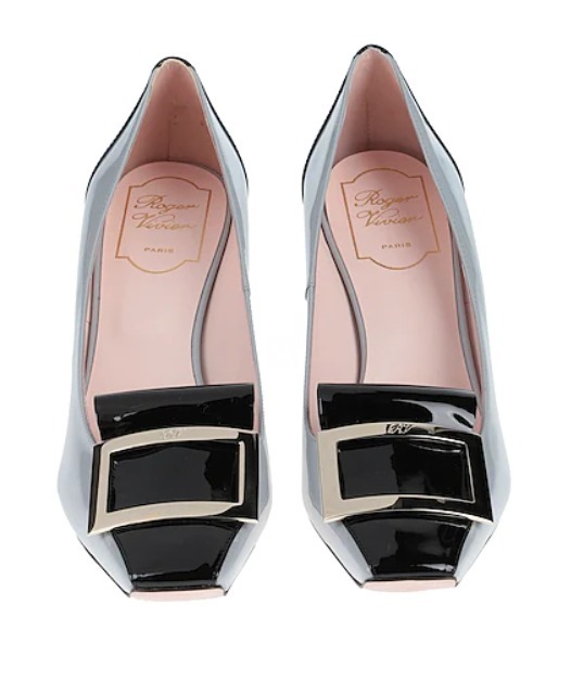 roger vivier エナメルパンプス-