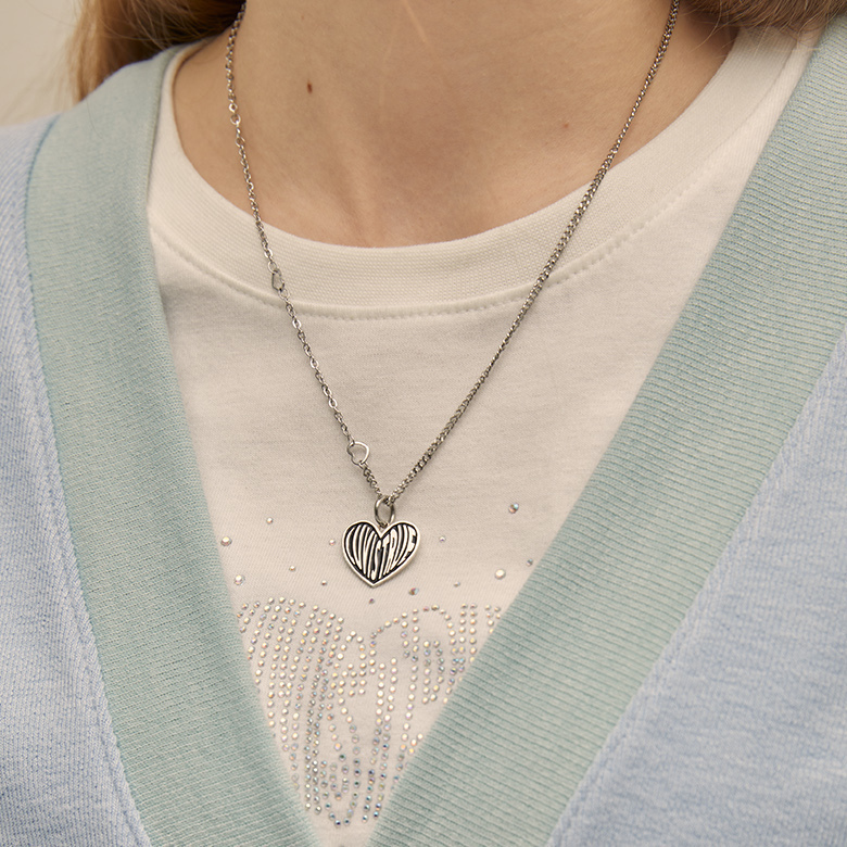 LUV IS TRUE ネックレス・ペンダント 韓国『LUV IS TRUE』PO HEART NECKLACE ネックレス(4)
