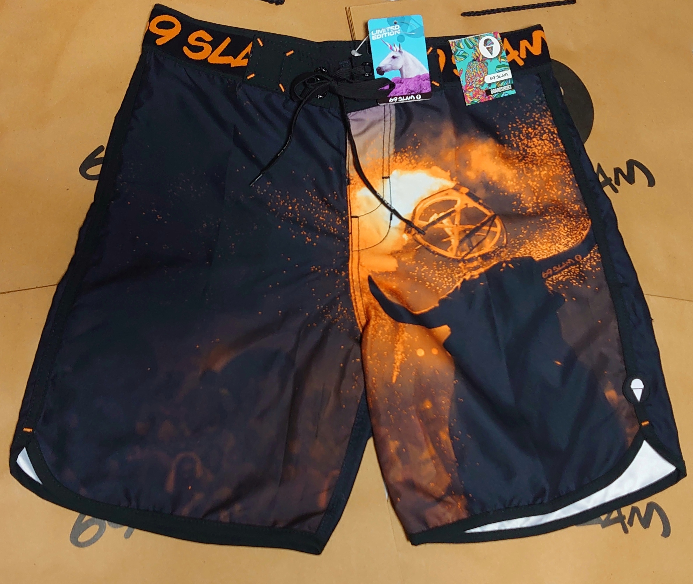 69slam ロックスラム サーフパンツ ボードショーツ 限定デザイン