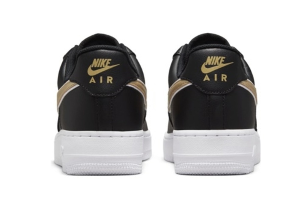 人気 NIKE AIR FORCE 1 '07 ESS ESSENTIAL エアフォース1 W AF1 ...